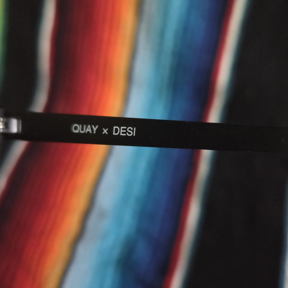 Quay Australia Black Sunglasses - Picture 4 of 4